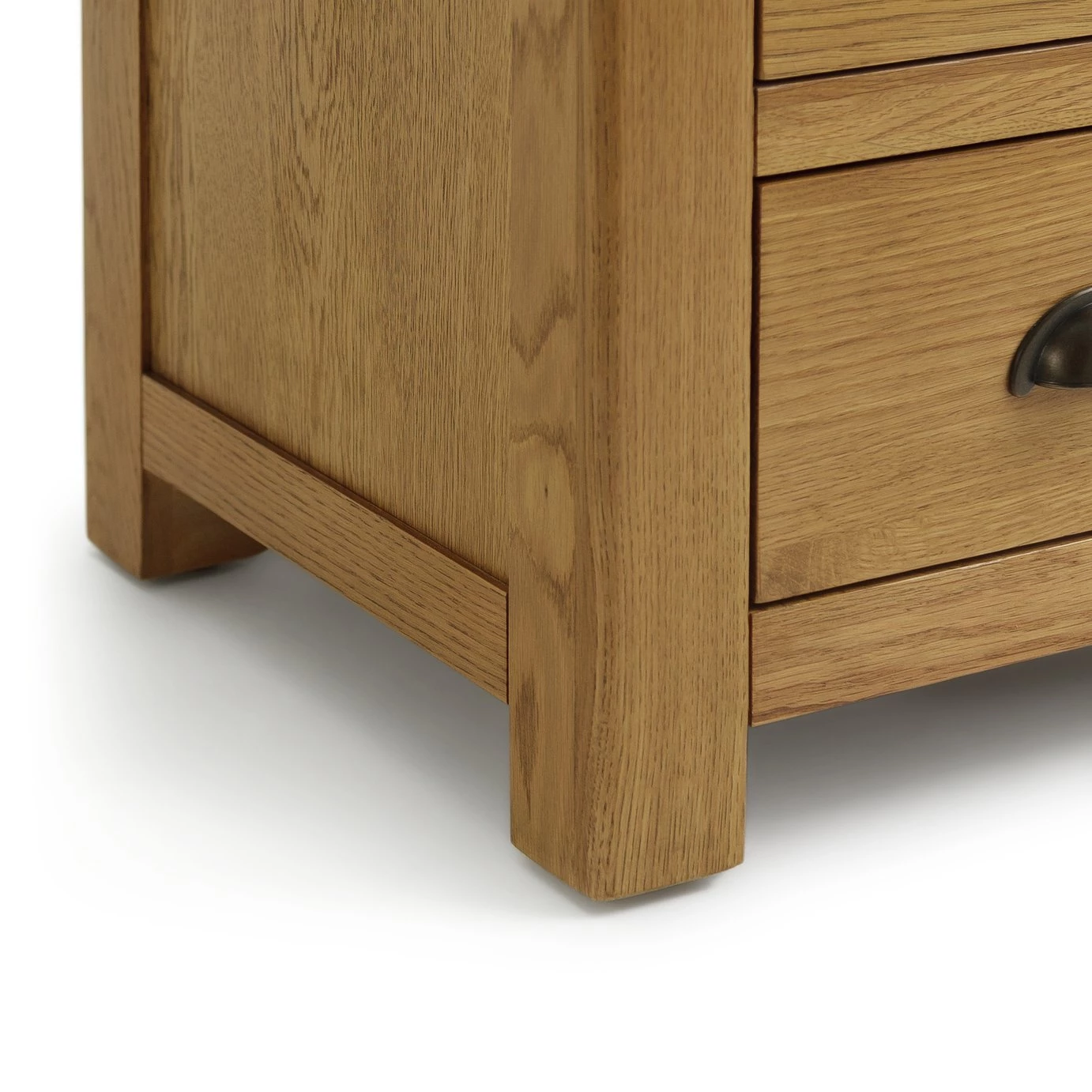 Shipping Included - Habitat Kent 3 Drawer Bedside Table Oak & Oak Veneer Bedside Tables 4 Shipping Included - Habitat Kent 3 Drawer Bedside Table Oak & Oak Veneer Bedside Tables - Image 4