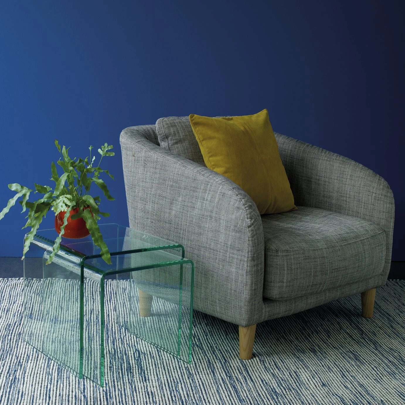 Discount - Habitat Gala Set Of 2 Glass Nested Tables Nest Of Tables 5 Discount - Habitat Gala Set Of 2 Glass Nested Tables Nest Of Tables - Image 5